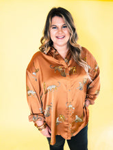 Load image into Gallery viewer, Plus Satin Cheetah Blouse