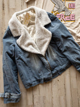 Load image into Gallery viewer, Sherpa Collar Denim Blue Jacket